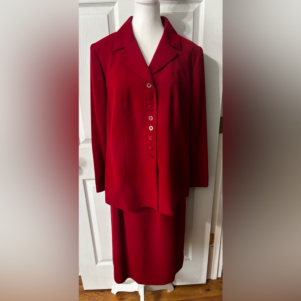 Le Suit Classic Skirt Suit Set Women's Size 14W Red Pockets Lined Holiday READ